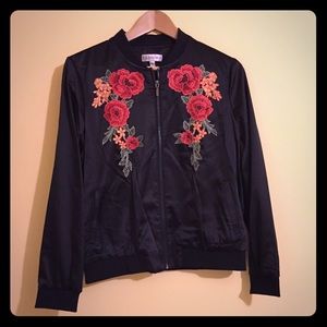 🆕NWT: BOHO EMBROIDERED SATIN BOMBER JACKET
